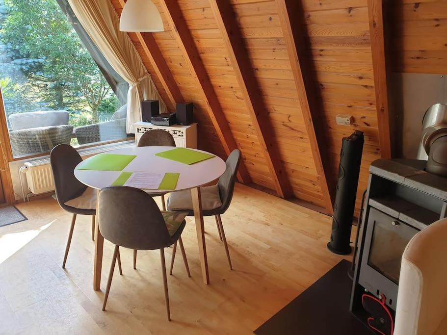 Nurdachhaus Mit Kaminofen Und Grossem Grundstueck Villa Faßberg Exteriör bild
